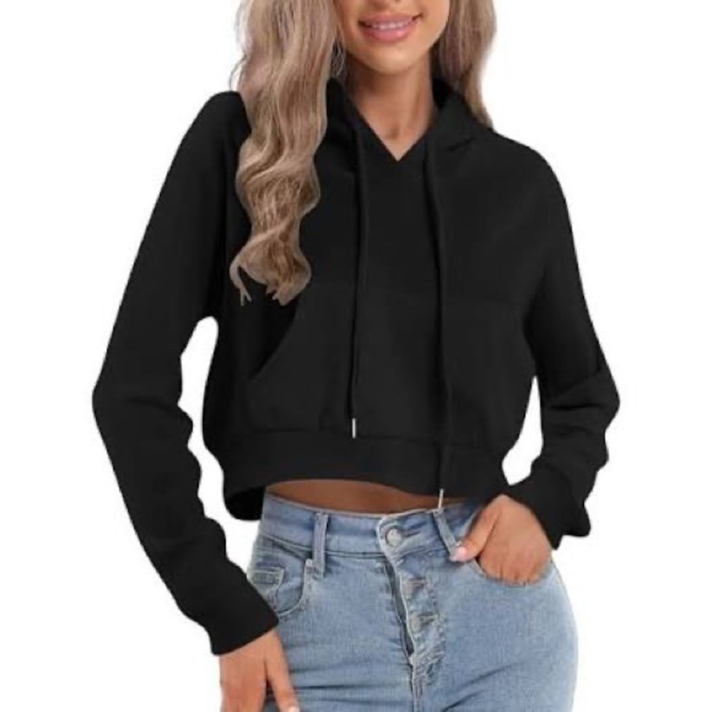NEW JUICY TEXTURED BLACK COWL NECK CROP TOP!❤️🙏🎁